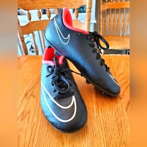 Soccer Cleats - Youth